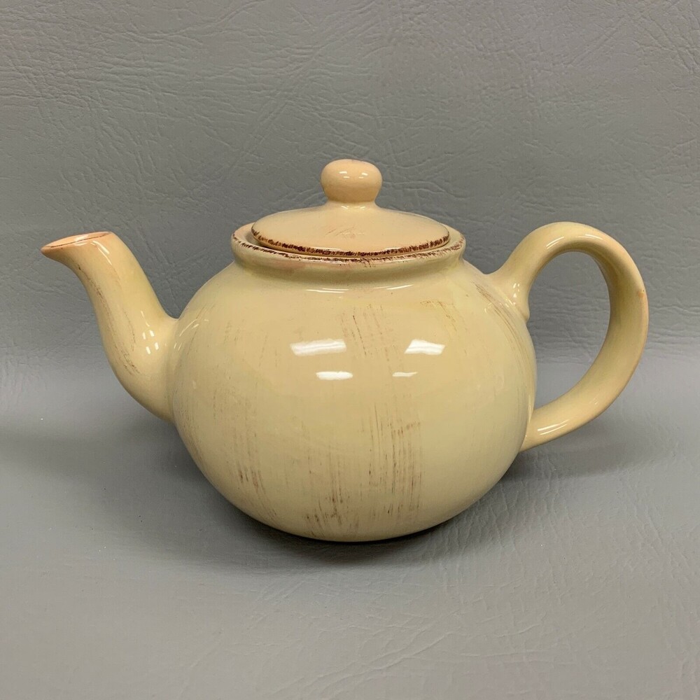 Mesa International Warner New Hampshire Hungary Yellow Tea Pot Signed